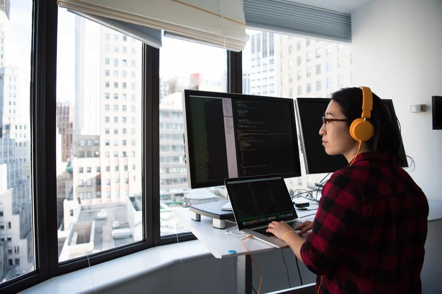 How to Land a Remote Job: Tips and Tricks for Success